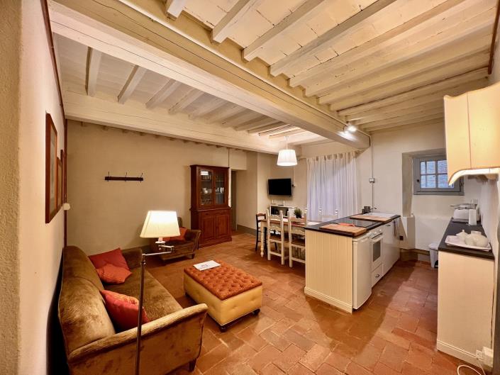 Image No.8-2 Bed Apartment for sale