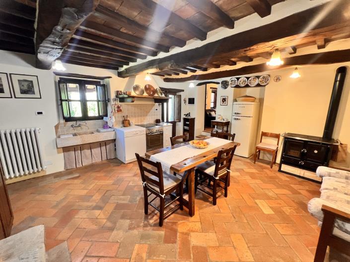 Image No.26-3 Bed Farmhouse for sale