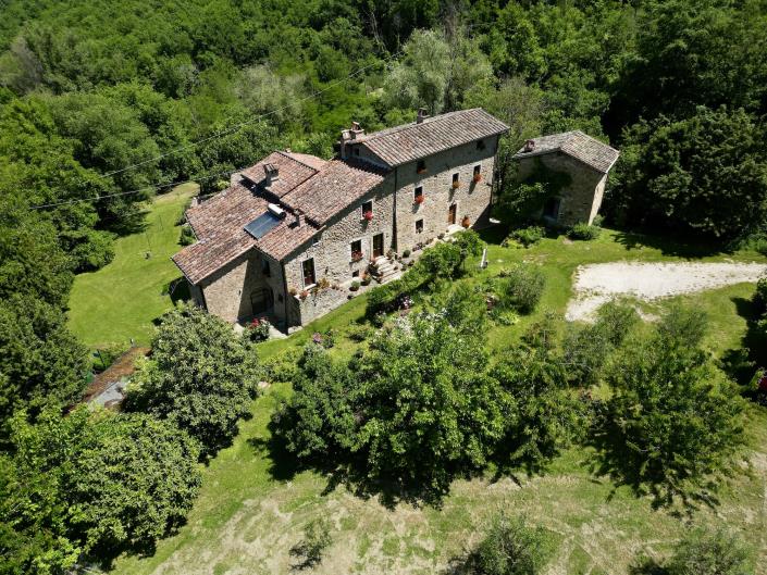 Image No.56-3 Bed Farmhouse for sale