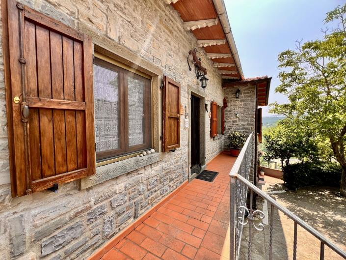 Image No.3-3 Bed Country Property for sale