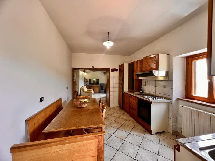 Image No.18-3 Bed Country Property for sale