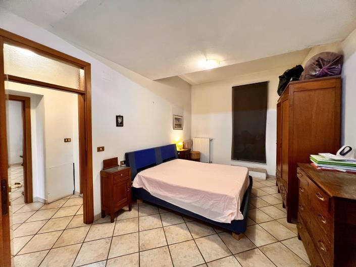 Image No.22-3 Bed Country Property for sale