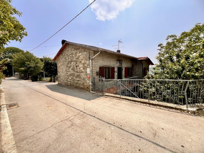 Image No.35-3 Bed Country Property for sale