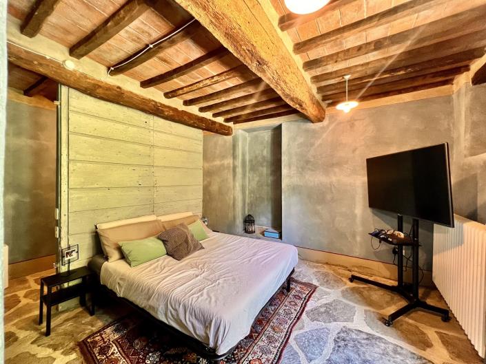 Image No.24-2 Bed Apartment for sale