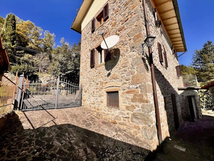 Image No.2-2 Bed House for sale