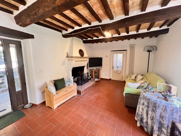 Image No.5-2 Bed House for sale