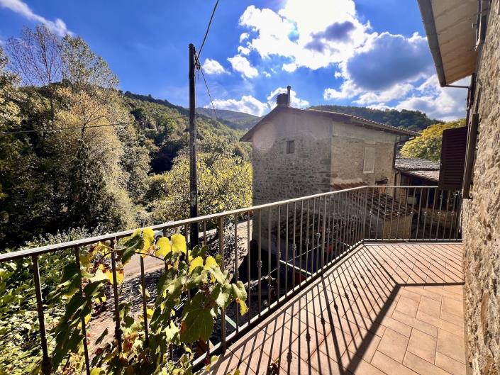 Image No.7-2 Bed House for sale