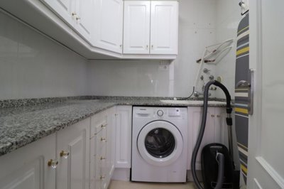 o1i46jpv6d1d36qvpvaf1g2e3t035