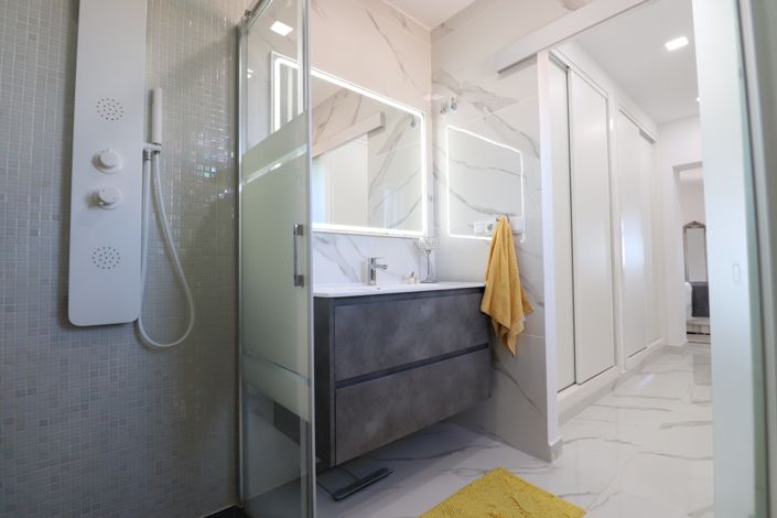 Image No.25-5 Bed Villa for sale