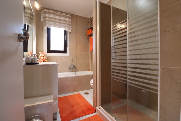 Image No.29-5 Bed Villa for sale