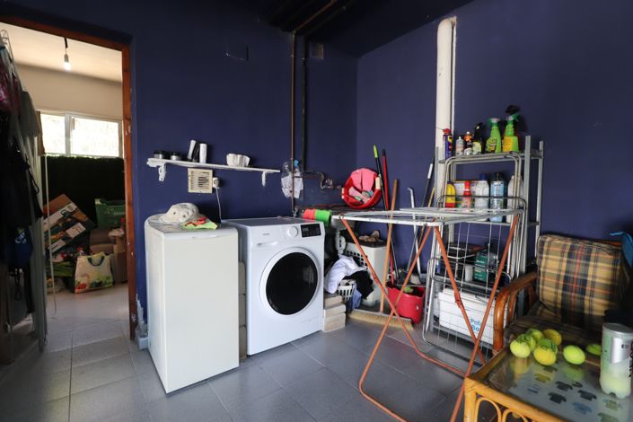 Image No.42-5 Bed Villa for sale