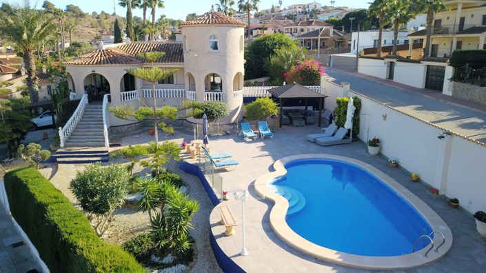 Image No.63-5 Bed Villa for sale