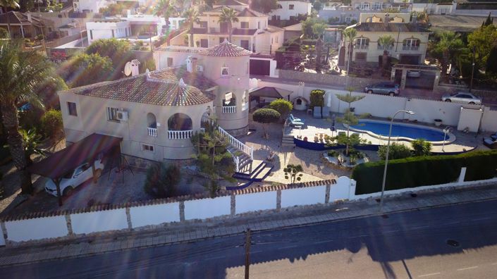 Image No.66-5 Bed Villa for sale