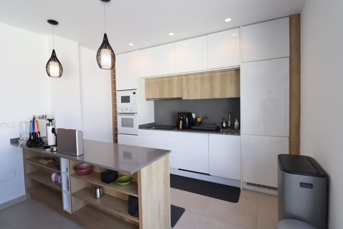 Image No.4-4 Bed Townhouse for sale