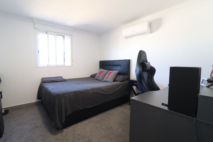 Image No.26-3 Bed Country Property for sale