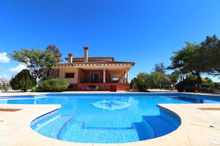 Image No.58-6 Bed Country Property for sale