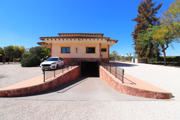 Image No.51-6 Bed Country Property for sale