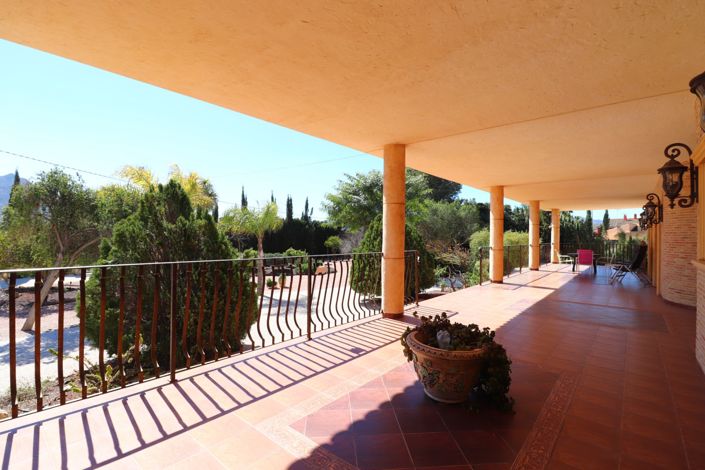 Image No.56-6 Bed Country Property for sale