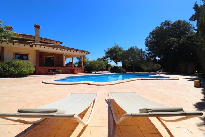 Image No.57-6 Bed Country Property for sale