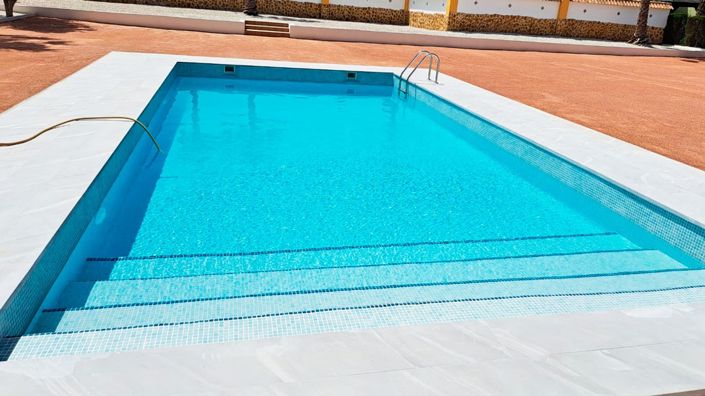 Image No.10-3 Bed Country Property for sale