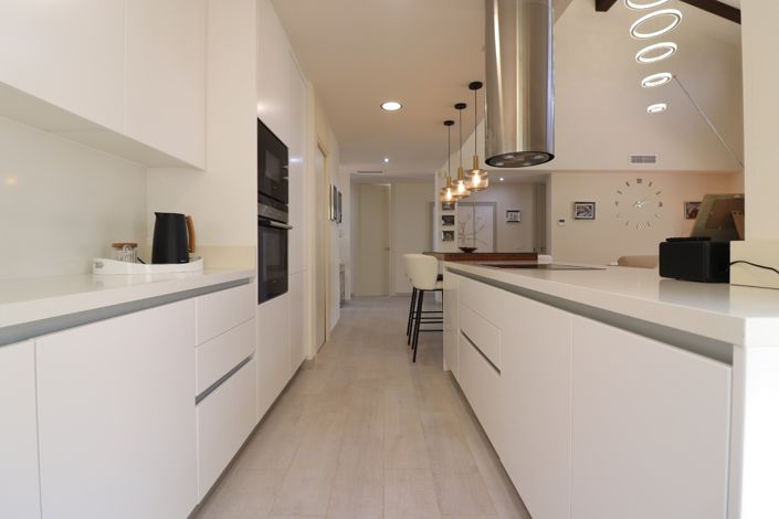 Image No.12-3 Bed Villa for sale