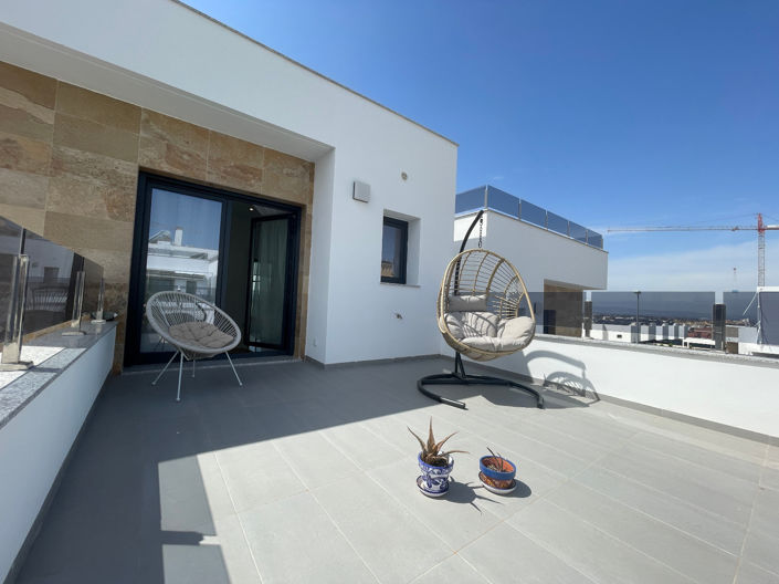 Image No.10-3 Bed Villa for sale