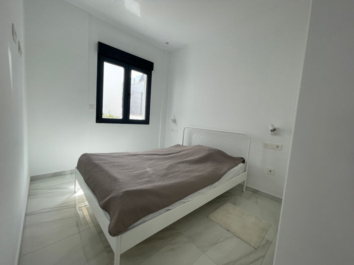 Image No.8-3 Bed Villa for sale