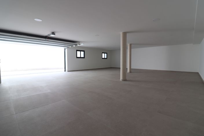 Image No.30-3 Bed Villa for sale