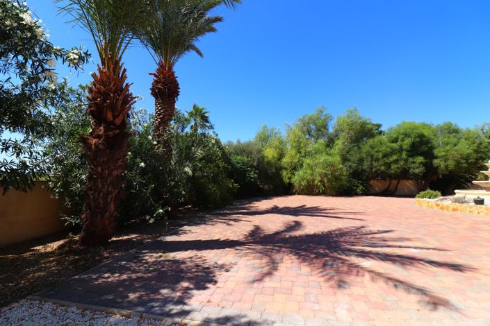 Image No.28-3 Bed Country Property for sale