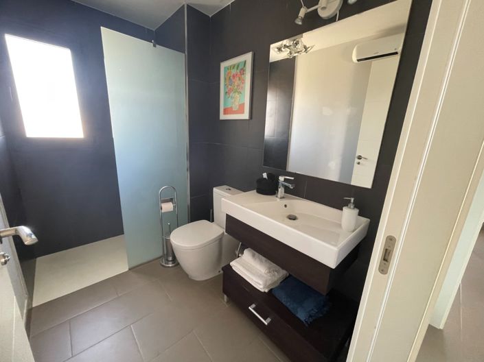 Image No.16-3 Bed Duplex for sale