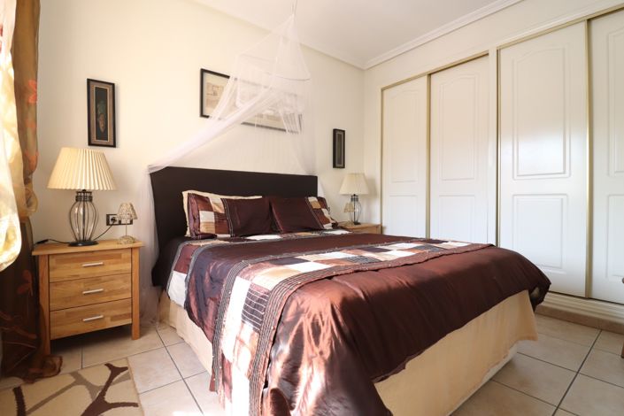 Image No.11-5 Bed Villa for sale