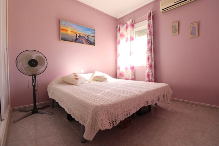 Image No.11-3 Bed Country Property for sale