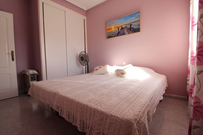 Image No.12-3 Bed Country Property for sale