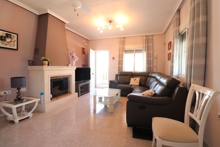 Image No.14-3 Bed Country Property for sale