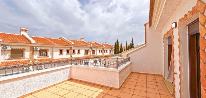 Image No.23-3 Bed House for sale