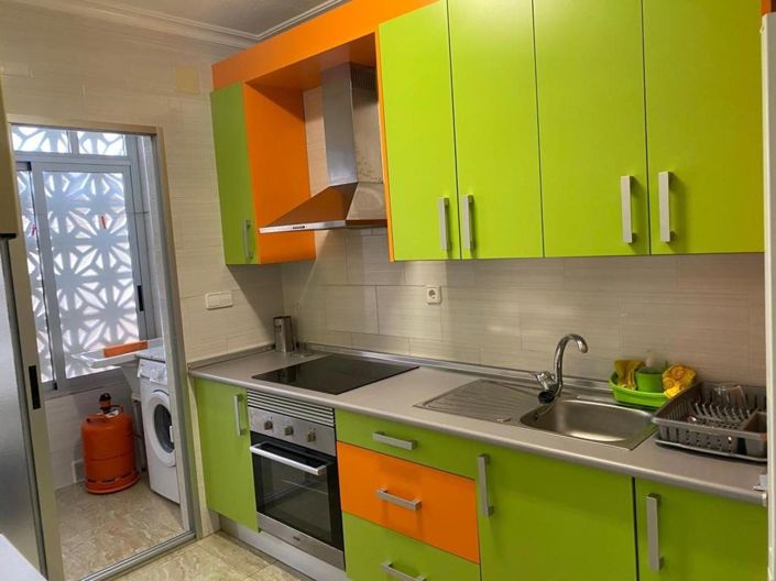 Image No.15-3 Bed House for sale