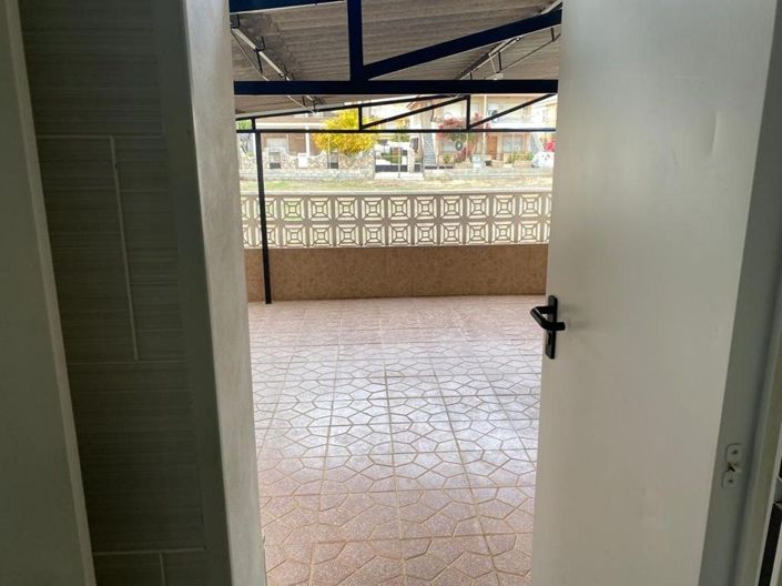 Image No.21-3 Bed House for sale