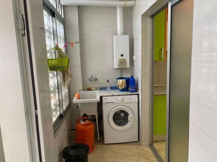 Image No.27-3 Bed House for sale