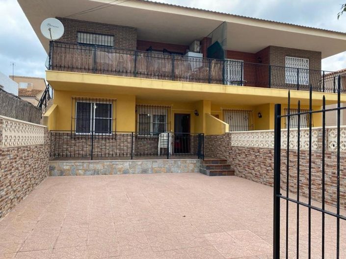 Image No.9-3 Bed House for sale