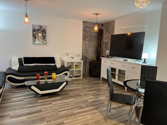 Image No.12-4 Bed House for sale