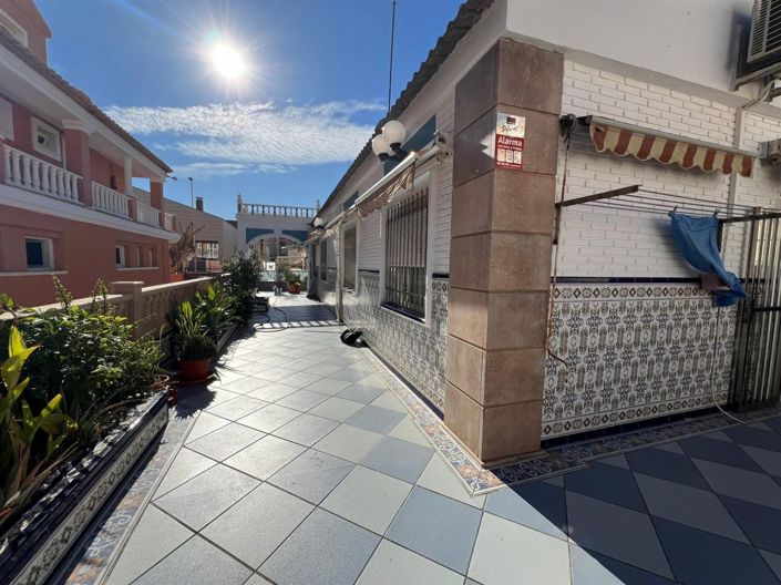 Image No.22-3 Bed House for sale