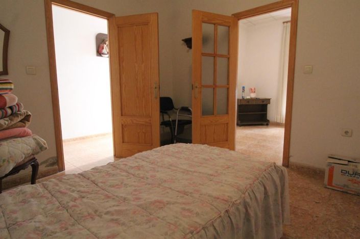 Image No.6-2 Bed Villa for sale