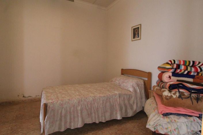 Image No.8-2 Bed Villa for sale