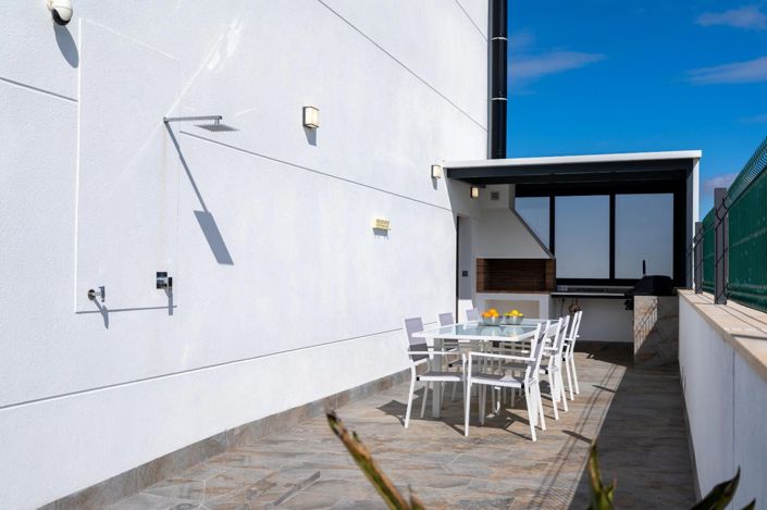 Image No.16-3 Bed House for sale