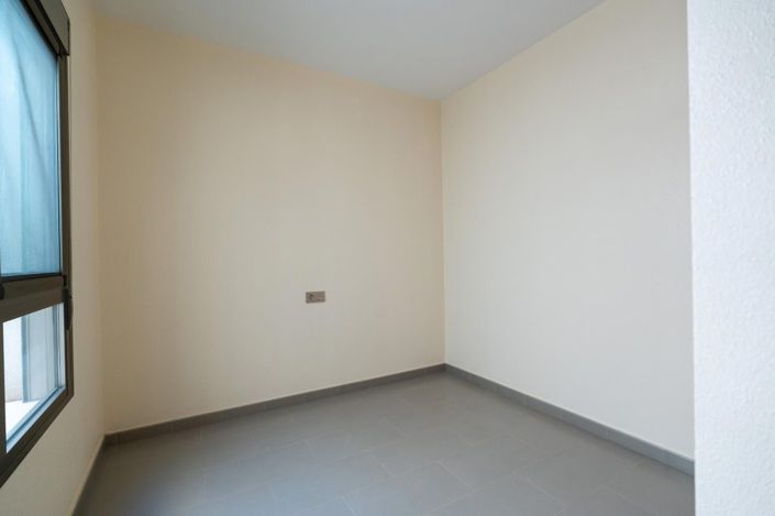 Image No.38-3 Bed House for sale