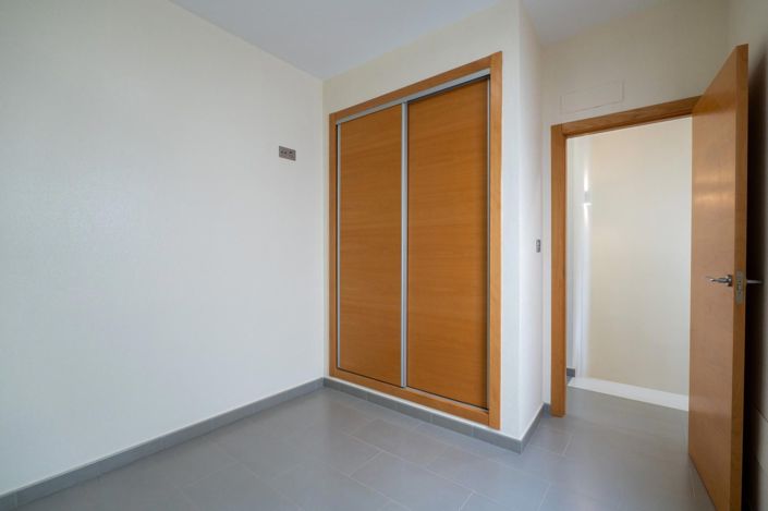 Image No.40-3 Bed House for sale