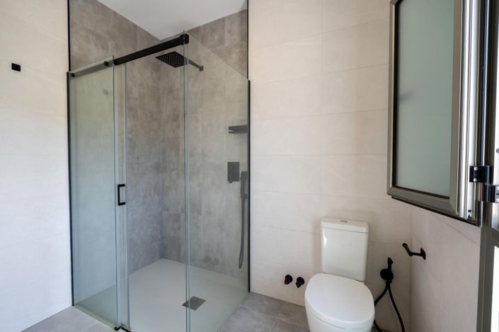 Image No.44-3 Bed House for sale