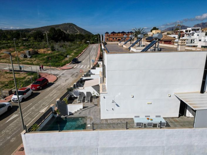 Image No.5-3 Bed House for sale