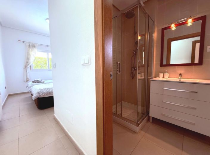 Image No.10-2 Bed Villa for sale