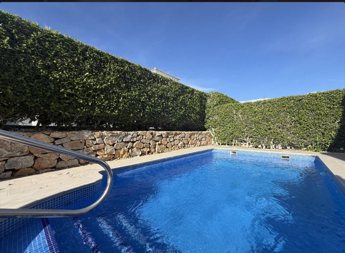 Image No.2-2 Bed Villa for sale